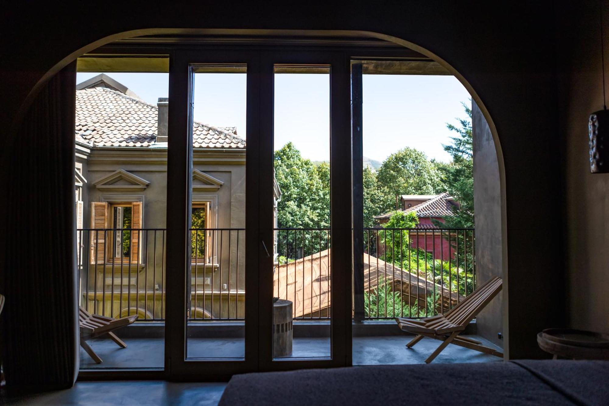 Hotell Life Gallery & 5*