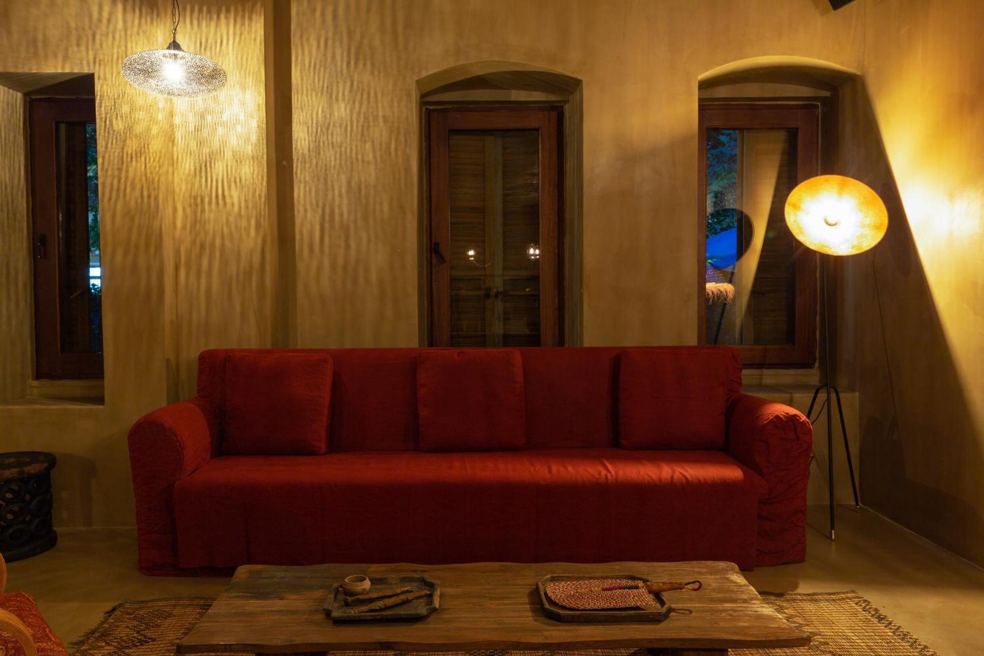 Life Gallery & Hotell 5*